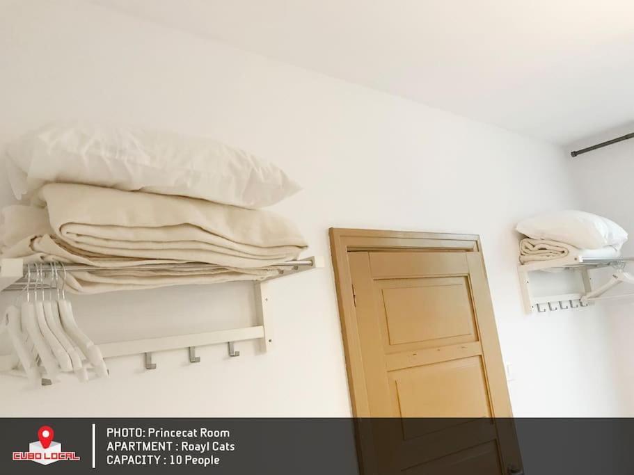 Royal Cats Apartment Porto Luaran gambar